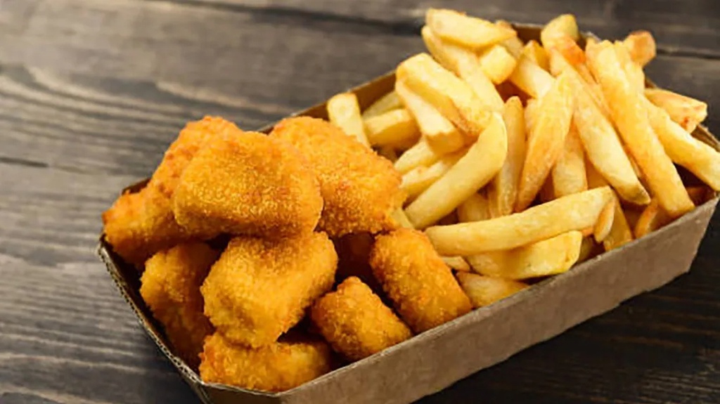Chicken Nugetts &amp; Chips